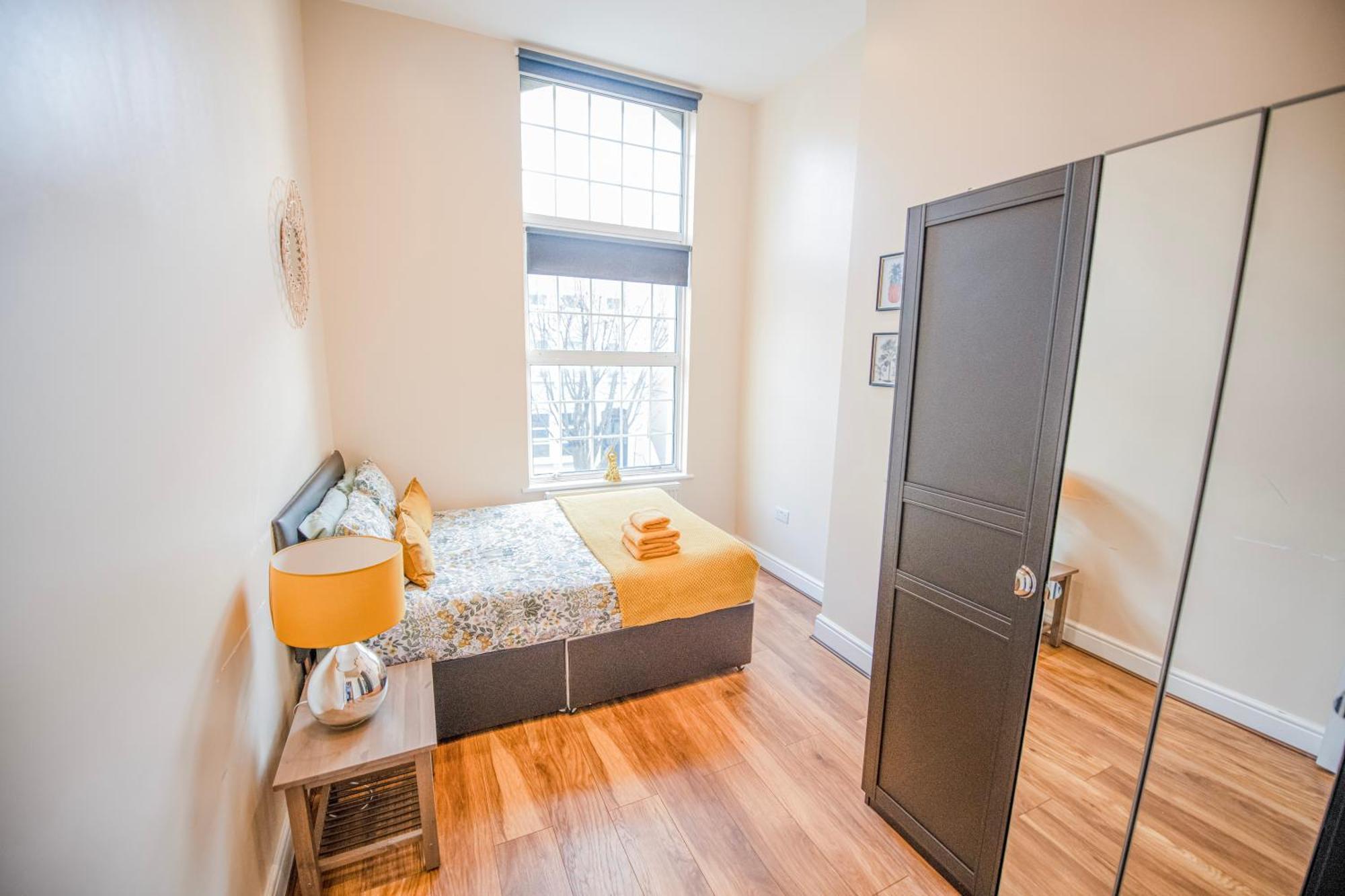 Charming 2-Bedroom Flat In Shepherd'S Bush, Near Hammersmith Λονδίνο Εξωτερικό φωτογραφία