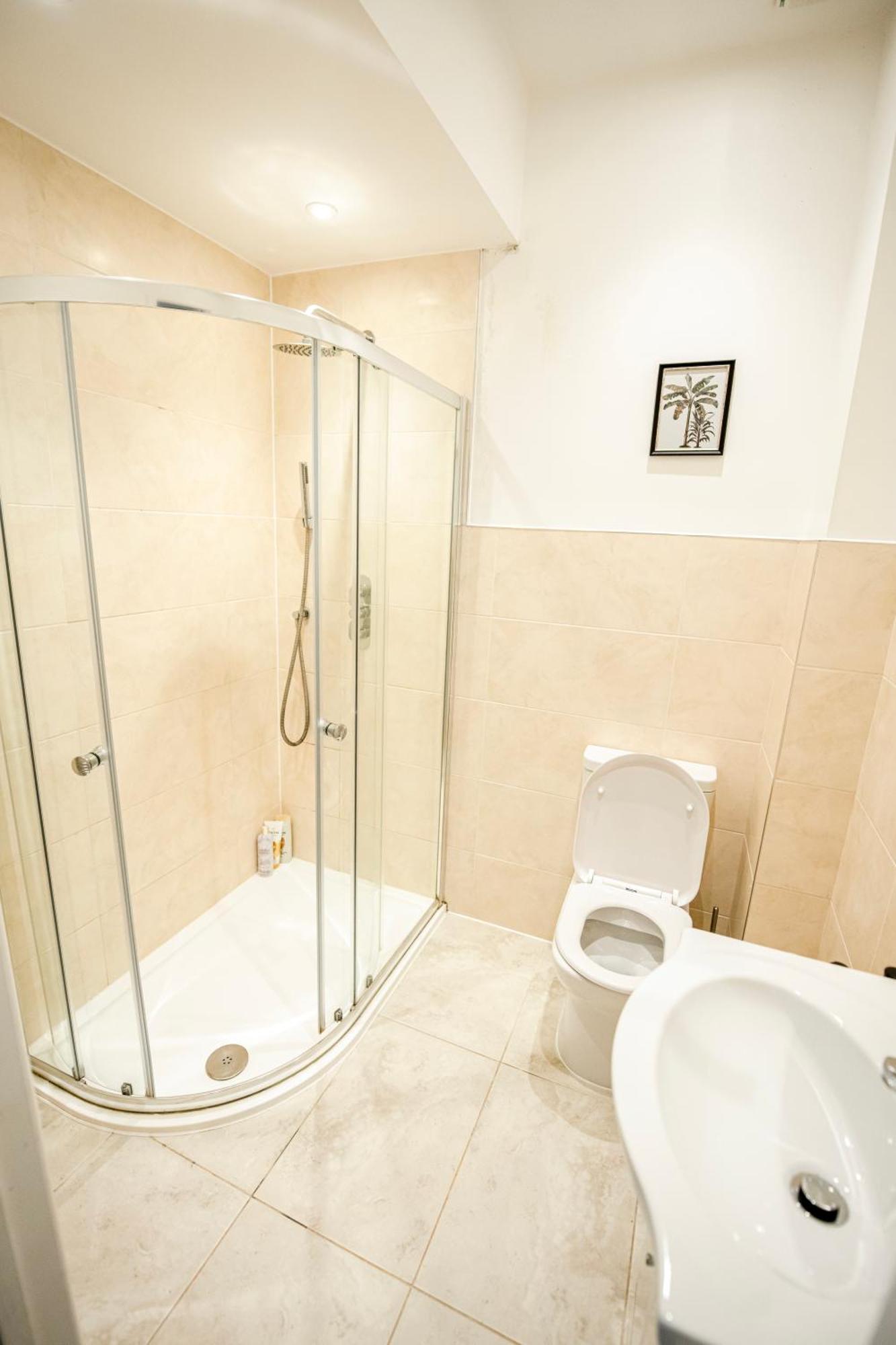 Charming 2-Bedroom Flat In Shepherd'S Bush, Near Hammersmith Λονδίνο Εξωτερικό φωτογραφία