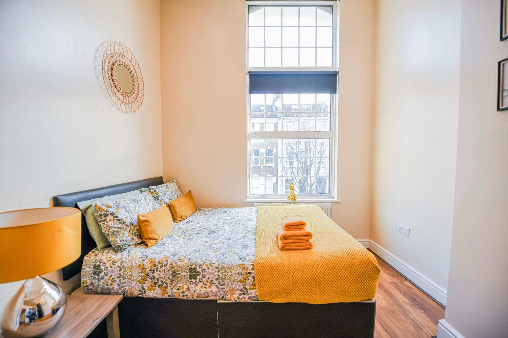 Charming 2-Bedroom Flat In Shepherd'S Bush, Near Hammersmith Λονδίνο Εξωτερικό φωτογραφία